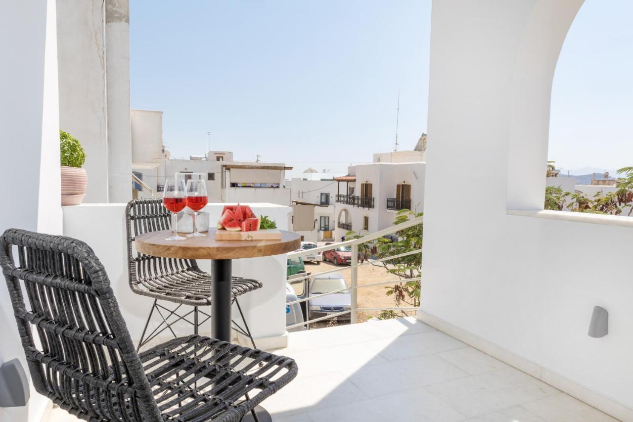Naxian Icon Luxury Residence 2 Naxos City Екстериор снимка