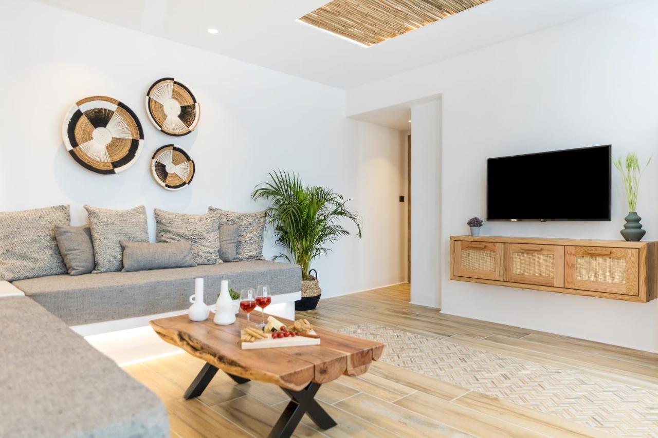 Naxian Icon Luxury Residence 2 Naxos City Екстериор снимка
